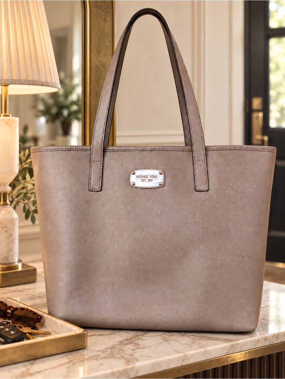 ✨ Michael Kors Jet Set Travel Tote Bag Saffiano Leather Taupe/Gray ✨